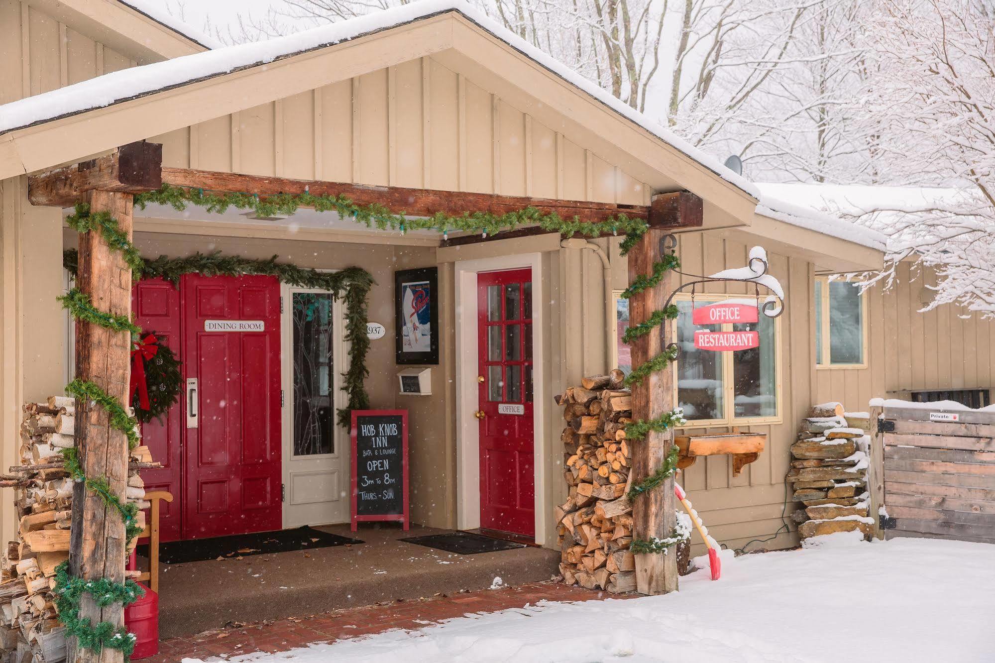 Hob Knob Inn ストー エクステリア 写真